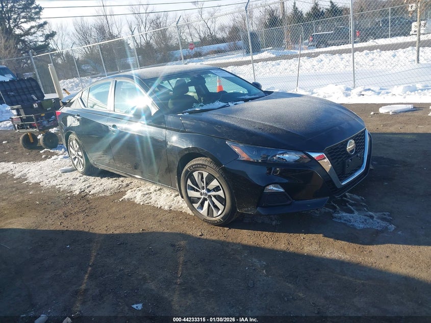 2022 Nissan Altima S Fwd