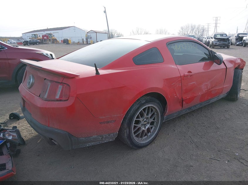 2011 Ford Mustang V6