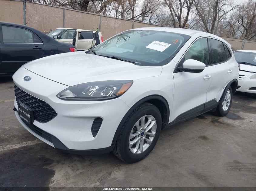 2020 Ford Escape Se