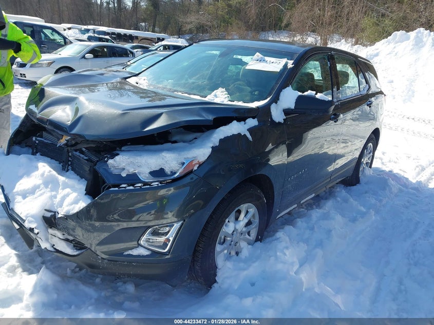 2GNAXHEV3J6319413 2018 Chevrolet Equinox Ls photo 1