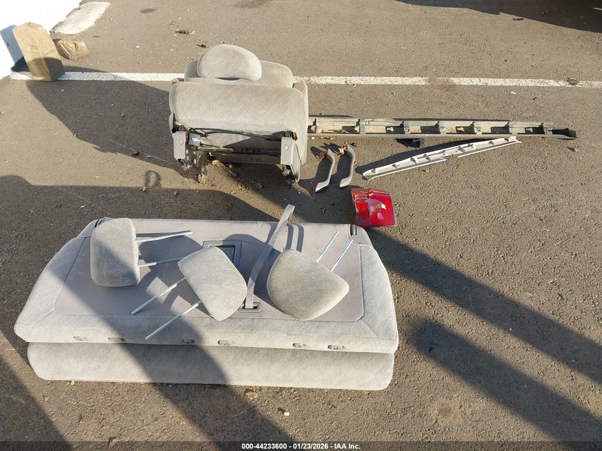 2001 Honda Odyssey Ex VIN: 2HKRL18671H540821 Lot: 44233600