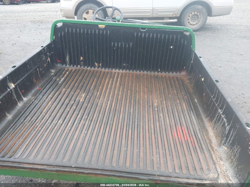 2000 JOHN DEERE GATOR auction photo 8