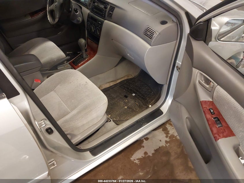 2004 Toyota Corolla Le