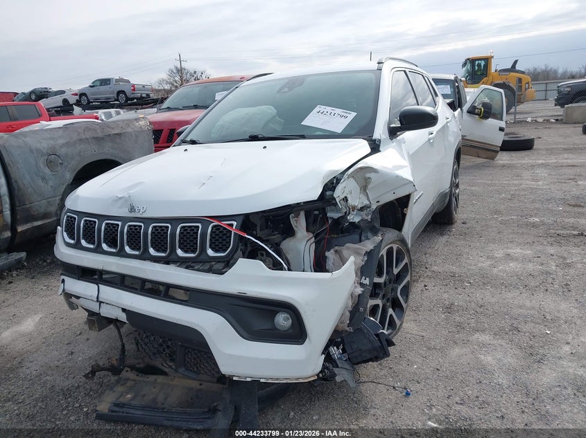 2023 JEEP COMPASS auction photo 2