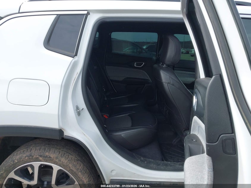 2023 JEEP COMPASS auction photo 8