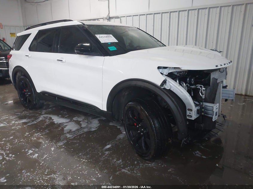 2022 Ford Explorer St
