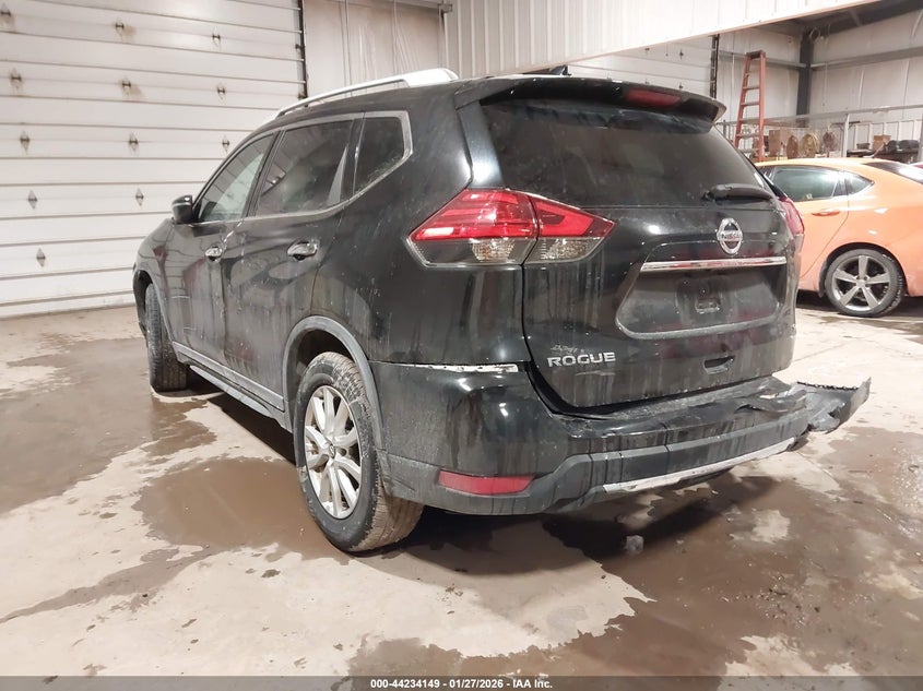 2017 Nissan Rogue Sv