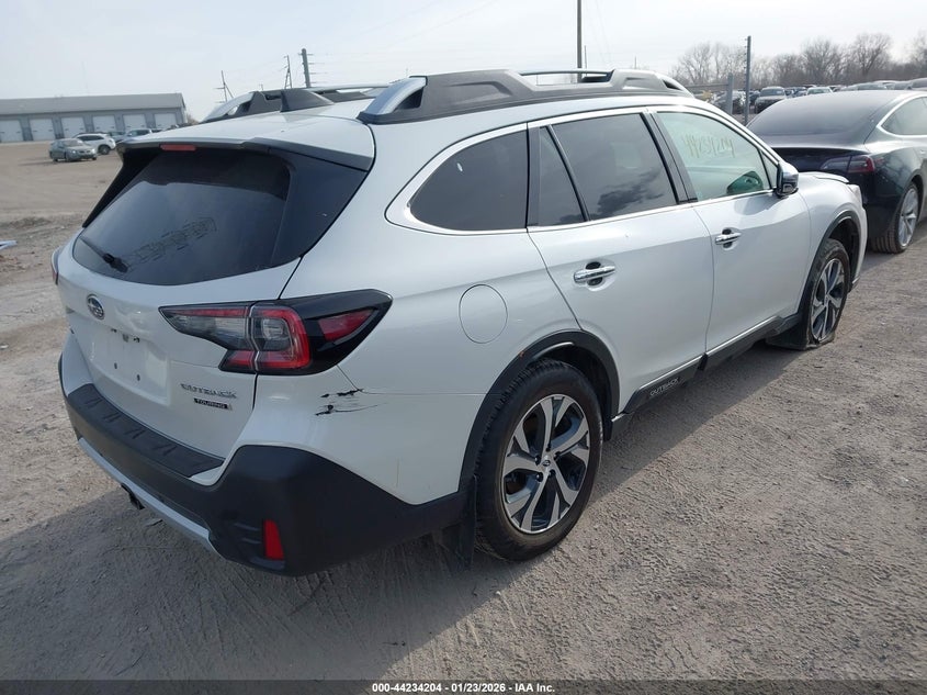 2022 Subaru Outback Touring