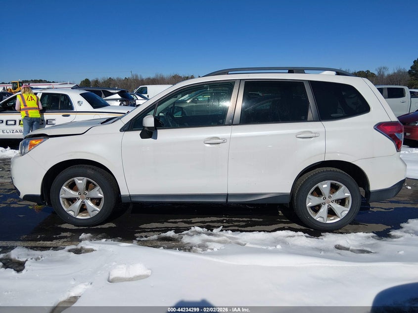 2016 Subaru Forester 2.5I Premium VIN: JF2SJADC1GH539529 Lot: 44234299