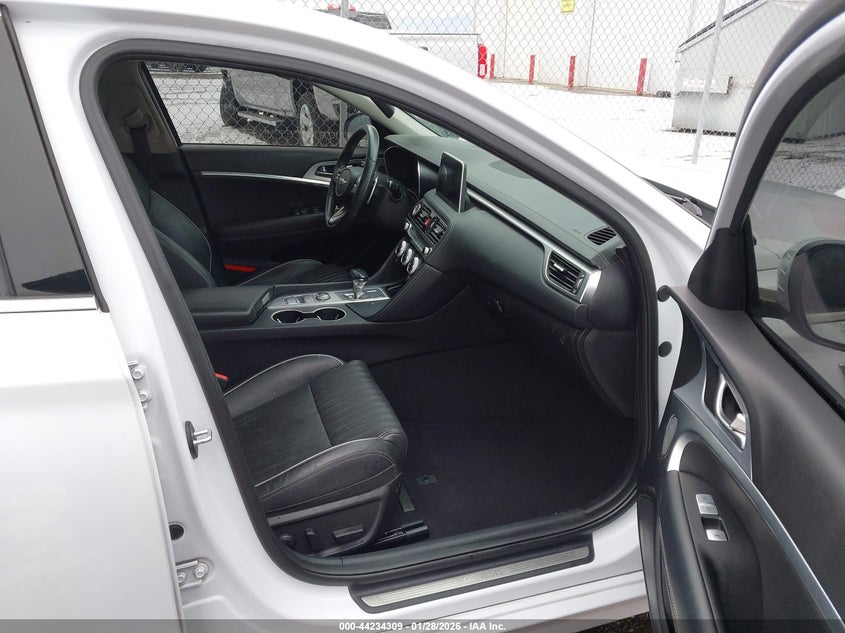 2019 Genesis G70 3.3T Advanced