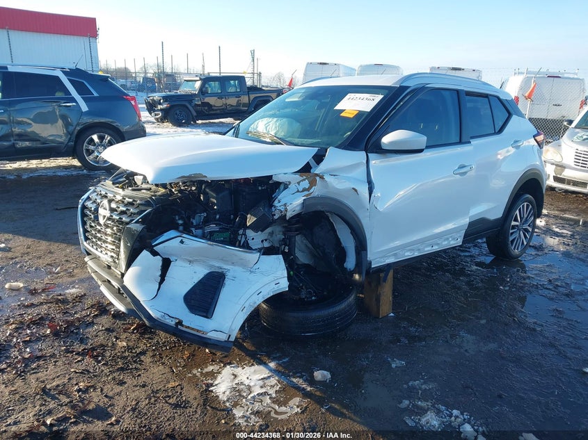 2024 Nissan Kicks Sv Xtronic Cvt