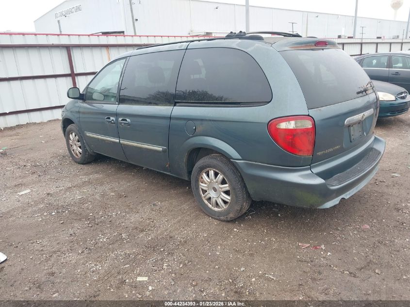 2005 Chrysler Town & Country Touring