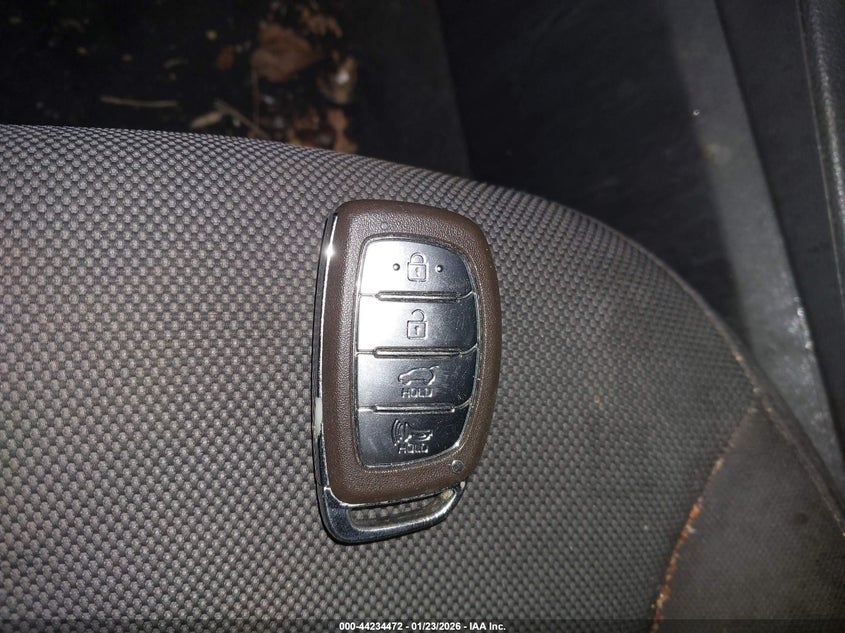 2019 Hyundai Ioniq Plug-In Hybrid VIN: KMHC65LD6KU172192 Lot: 44234472