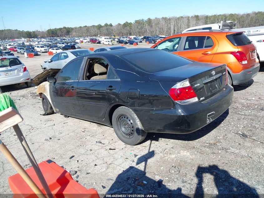 2004 Toyota Camry Std