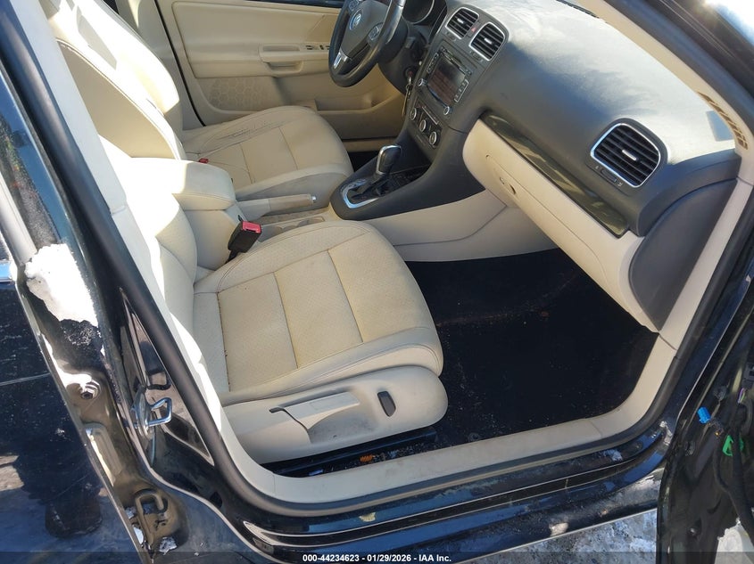 2012 Volkswagen Jetta Sportwagen 2.0L Tdi