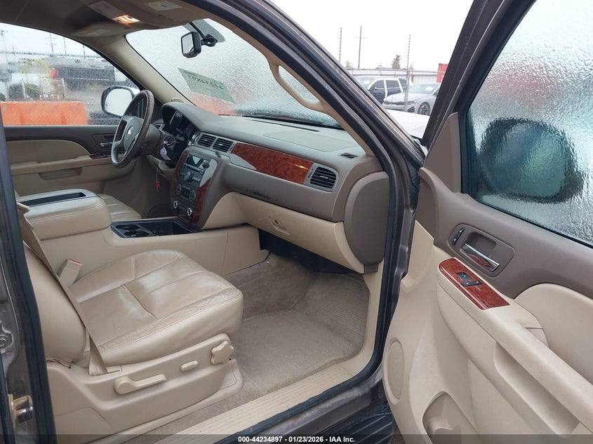 2012 Chevrolet Suburban 1500 Lt