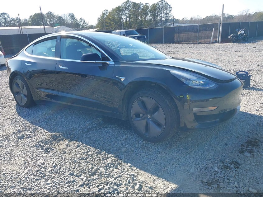 2019 Tesla Model 3 Long Range/Performance