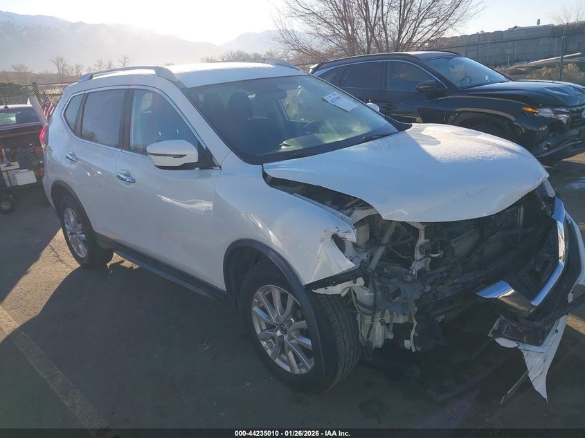 2017 Nissan Rogue Sv