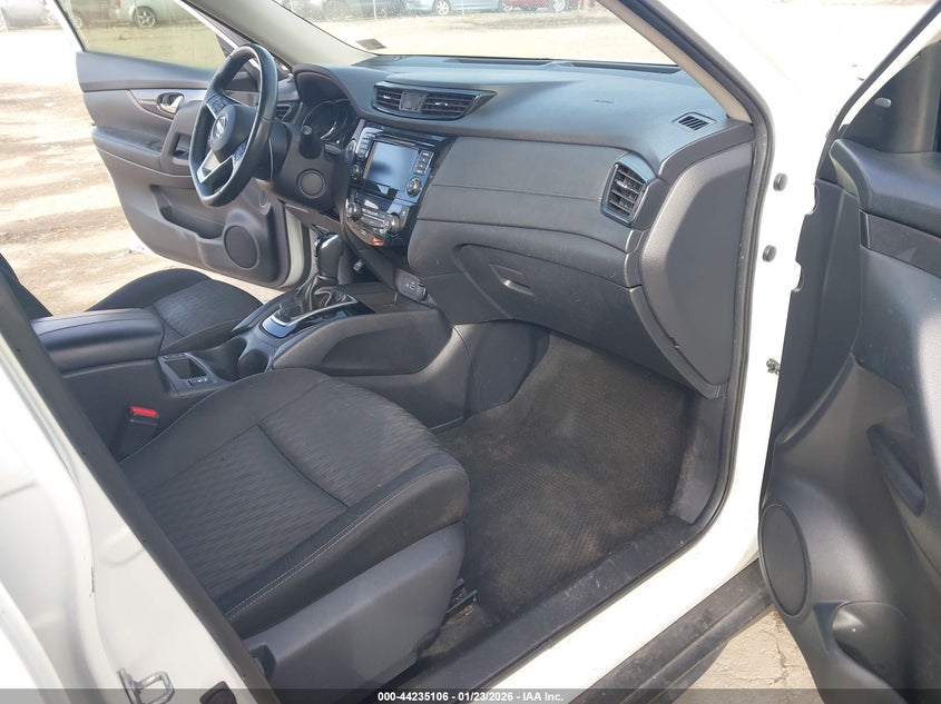 2019 Nissan Rogue Sv