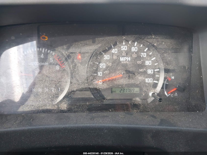 2020 ISUZU NPR HD auction photo 5