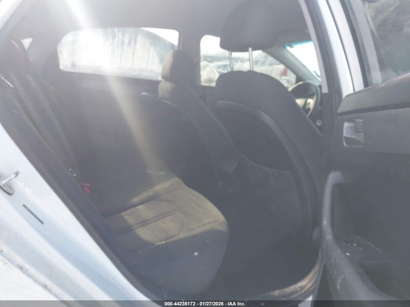 VIN 5NPE24AF5KH761297 2019 HYUNDAI SONATA SE