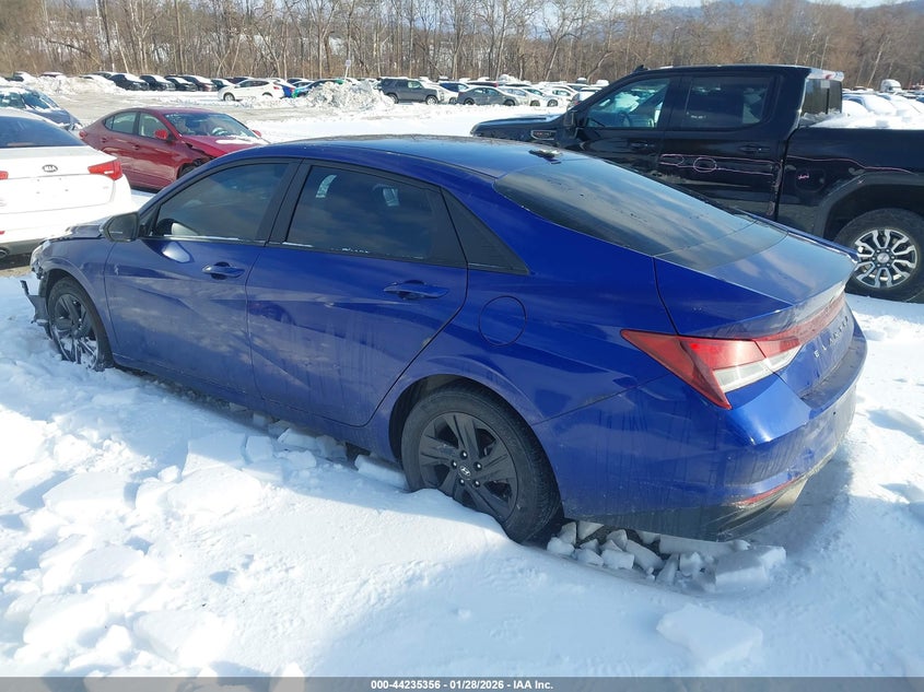 2022 Hyundai Elantra Sel