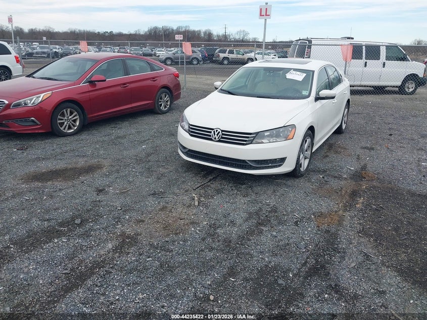 2013 Volkswagen Passat 2.5L Se