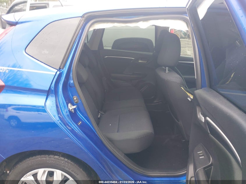 VIN 3HGGK5H48JM735709 2018 HONDA FIT LX