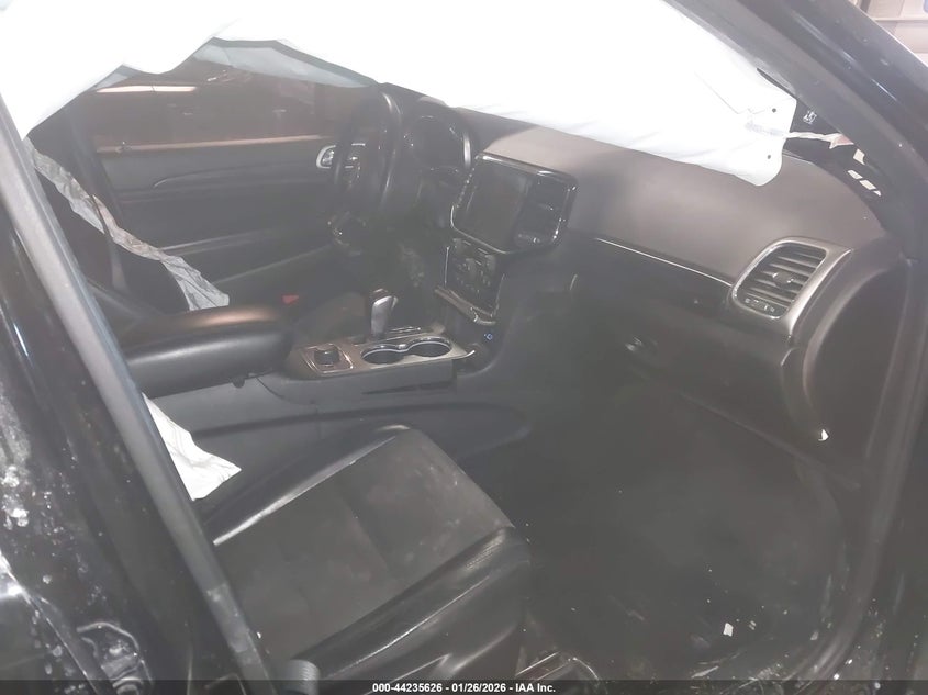 VIN 1C4RJFAG6LC143296 2020 JEEP GRAND CHEROKEE ALTITUDE