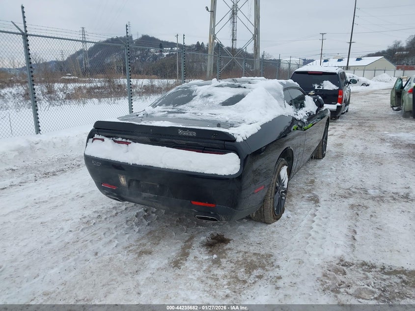 2019 Dodge Challenger Sxt Awd