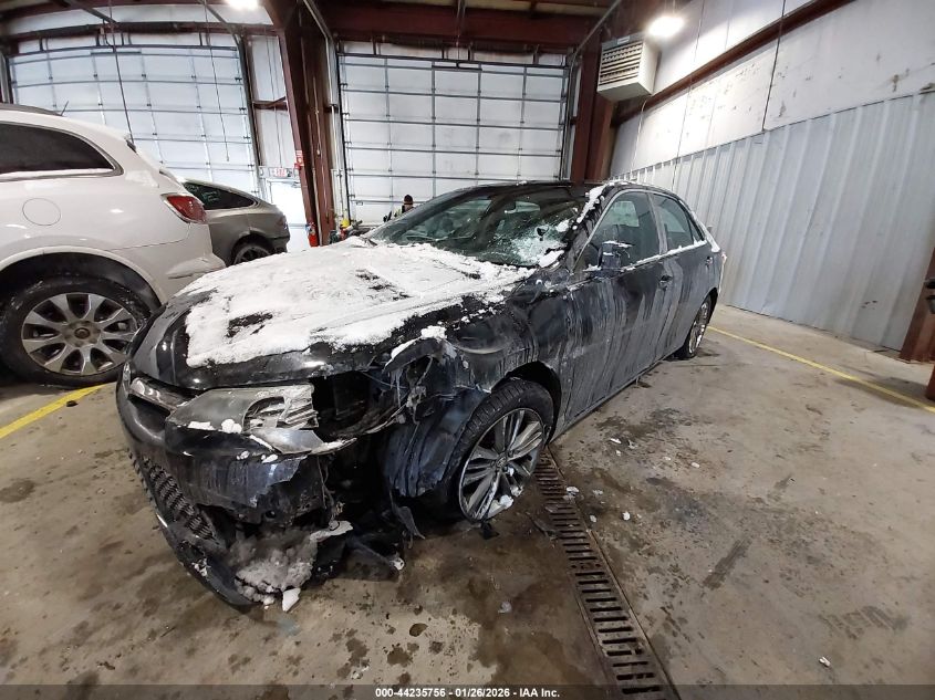 2016 Toyota Camry Se