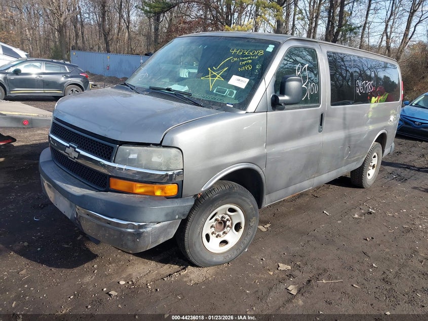2009 Chevrolet Express 2500 Ls
