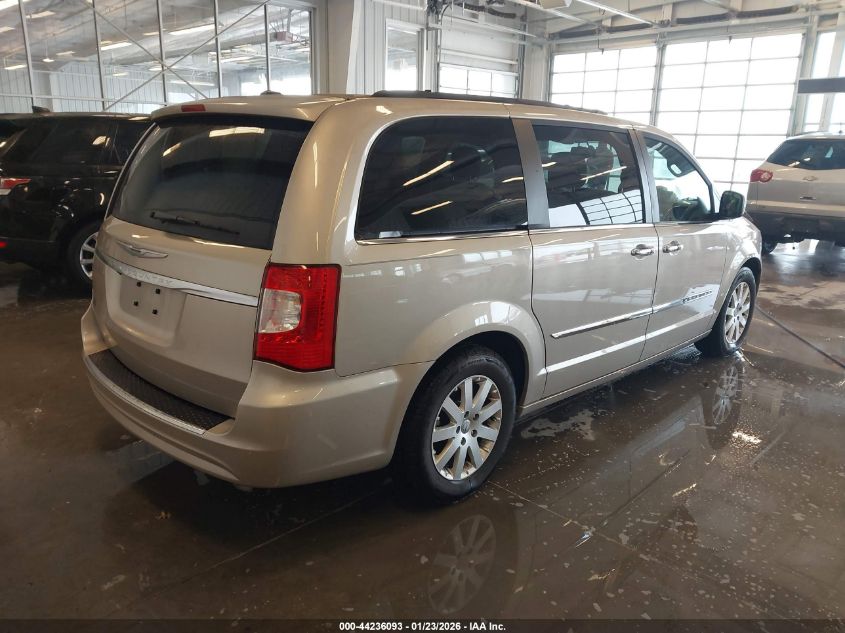 2016 Chrysler Town & Country Touring