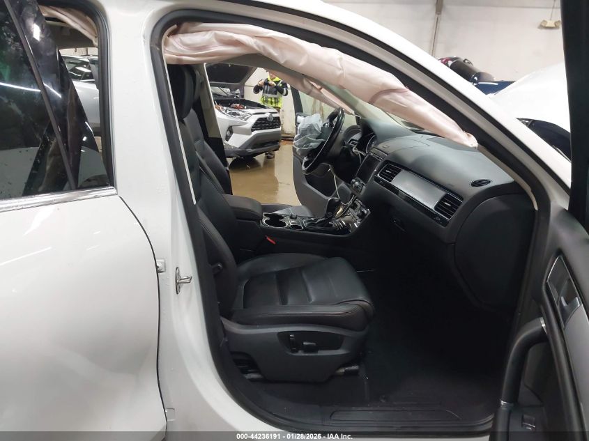 2016 Volkswagen Touareg Vr6 Executive/Vr6 Lux/Vr6 Sport