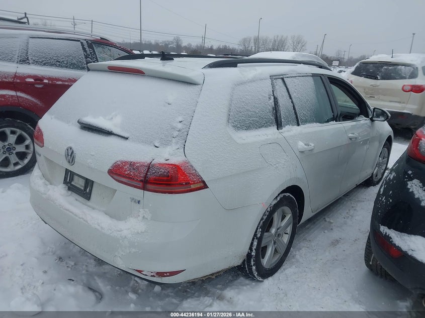 2015 Volkswagen Golf Sportwagen Tdi S 4-Door