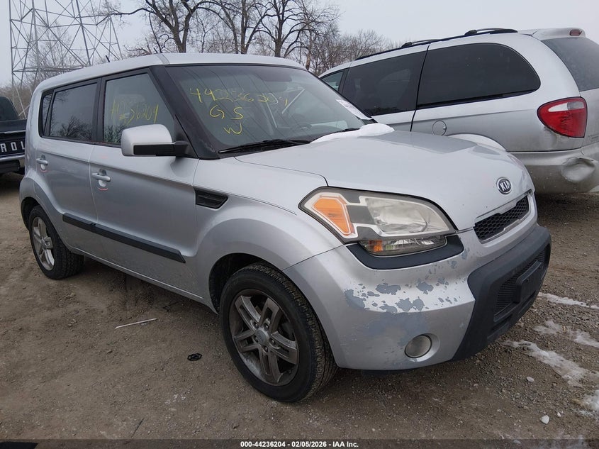 2011 Kia Soul +