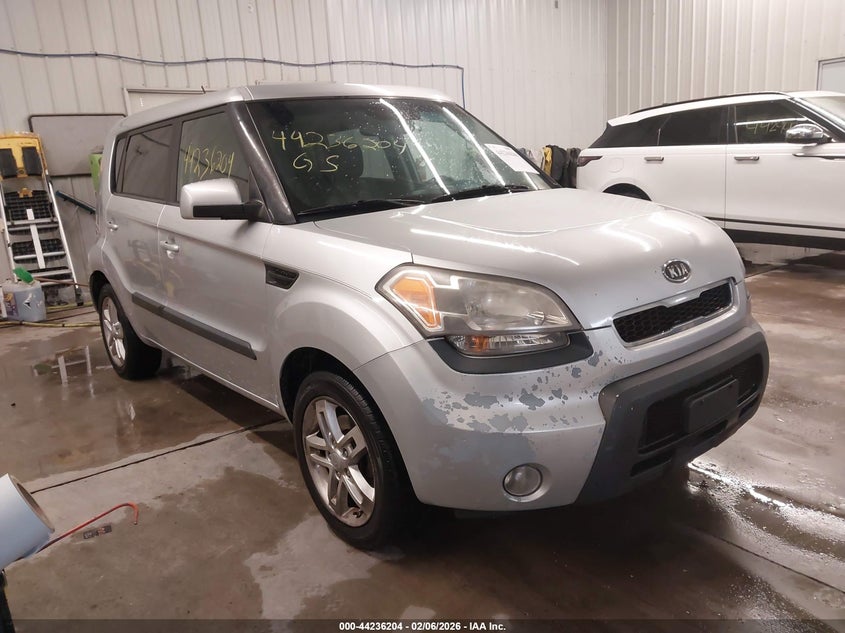 2011 Kia Soul +