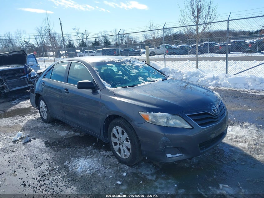 2011 Toyota Camry Le