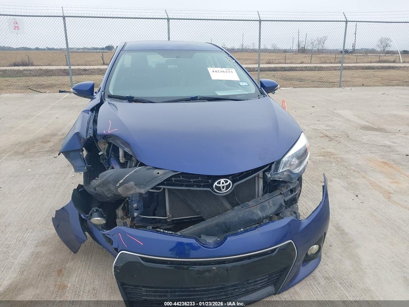 2015 Toyota Corolla S Plus - 12