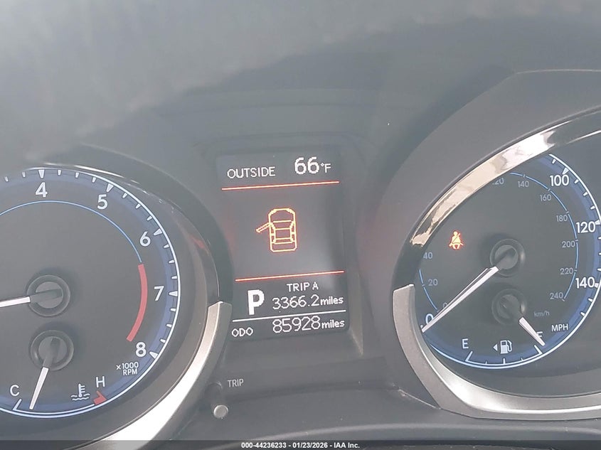 2015 Toyota Corolla S Plus - 15