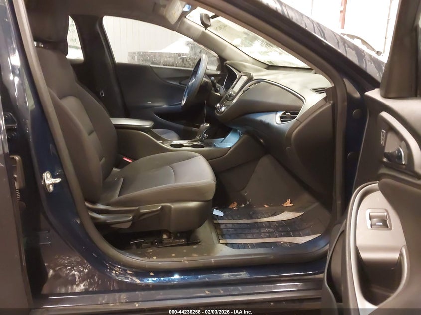 2017 Chevrolet Malibu 1Fl