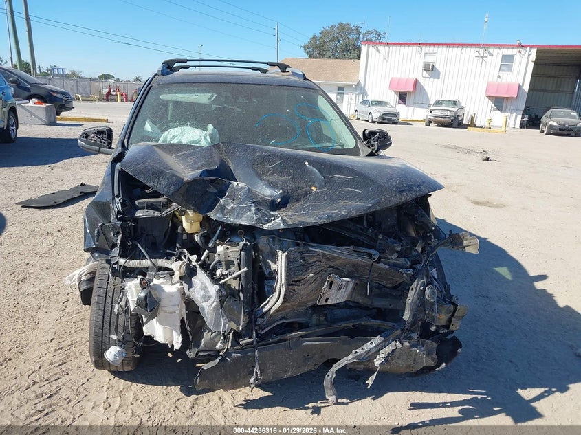 2017 Toyota Rav4 Xle VIN: 2T3WFREV0HW346347 Lot: 44236316