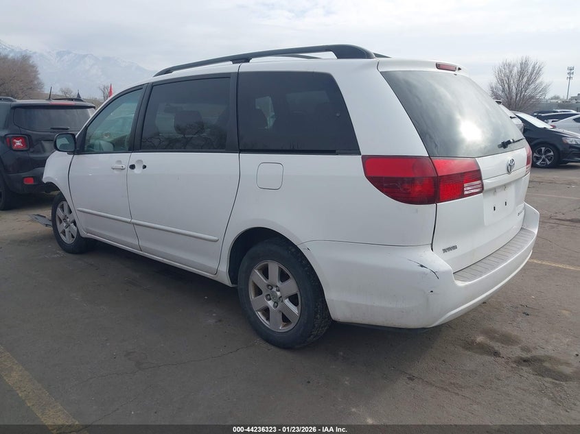 2005 Toyota Sienna Le