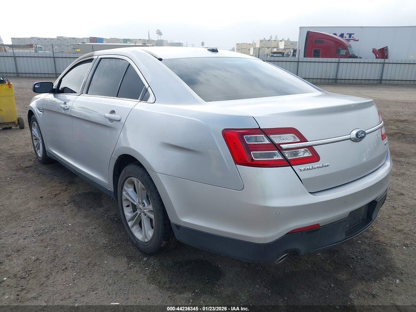2016 Ford Taurus Sel