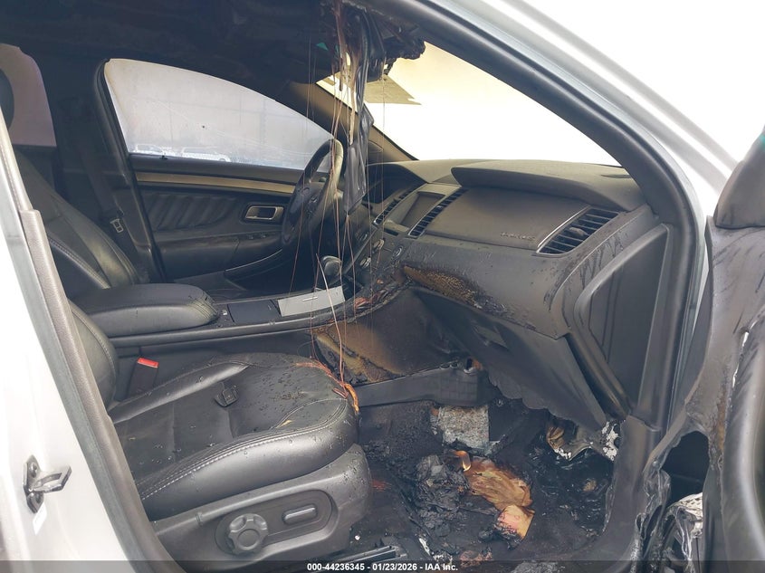 2016 Ford Taurus Sel