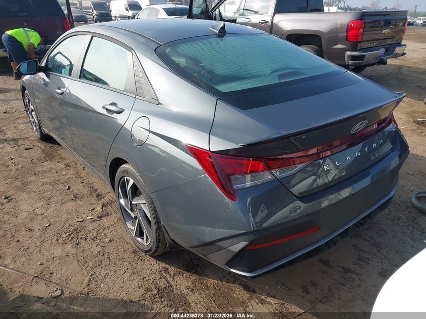 2025 Hyundai Elantra Sel Sport