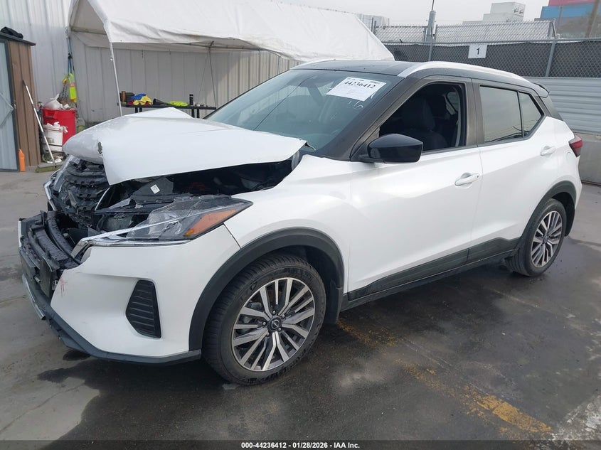 2022 Nissan Kicks Sv Xtronic Cvt