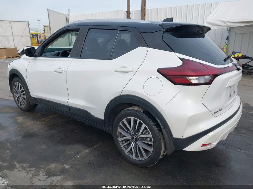 2022 Nissan Kicks Sv Xtronic Cvt