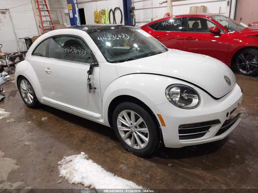 2018 Volkswagen Beetle 2.0T Se