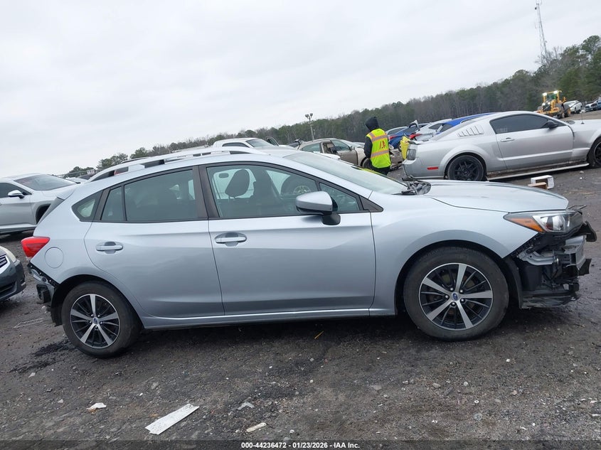 VIN 4S3GTAC65K3727924 2019 SUBARU IMPREZA 2.0I PREMIUM